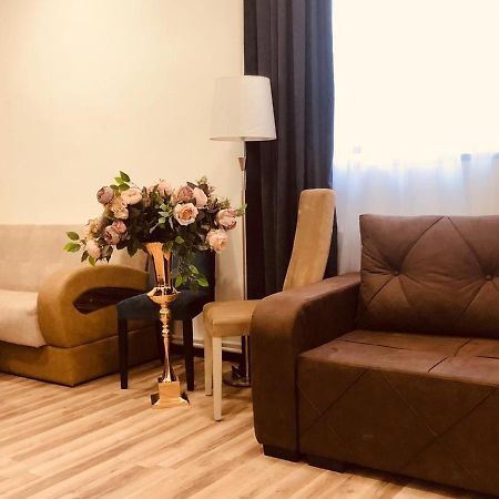 Hasi Hotel Jermuk Esterno foto