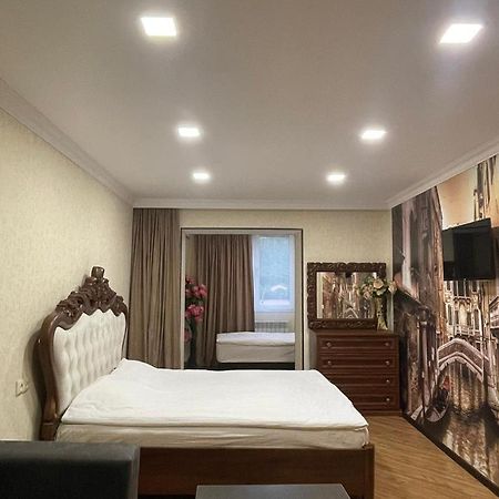 Hasi Hotel Jermuk Esterno foto