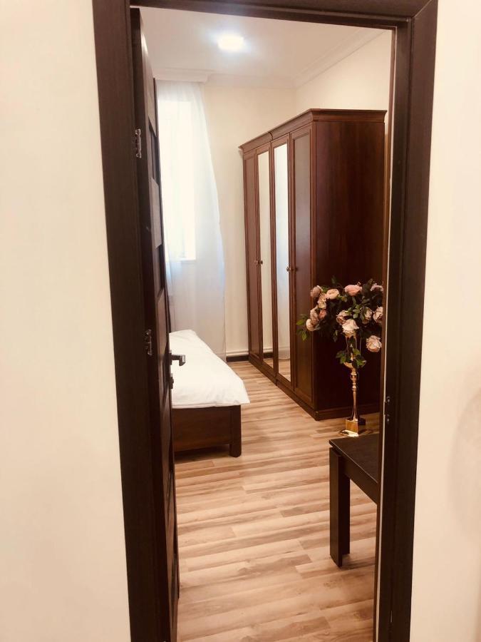 Hasi Hotel Jermuk Esterno foto