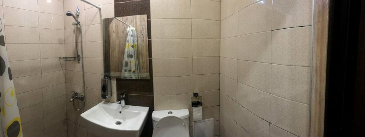 Hasi Hotel Jermuk Esterno foto