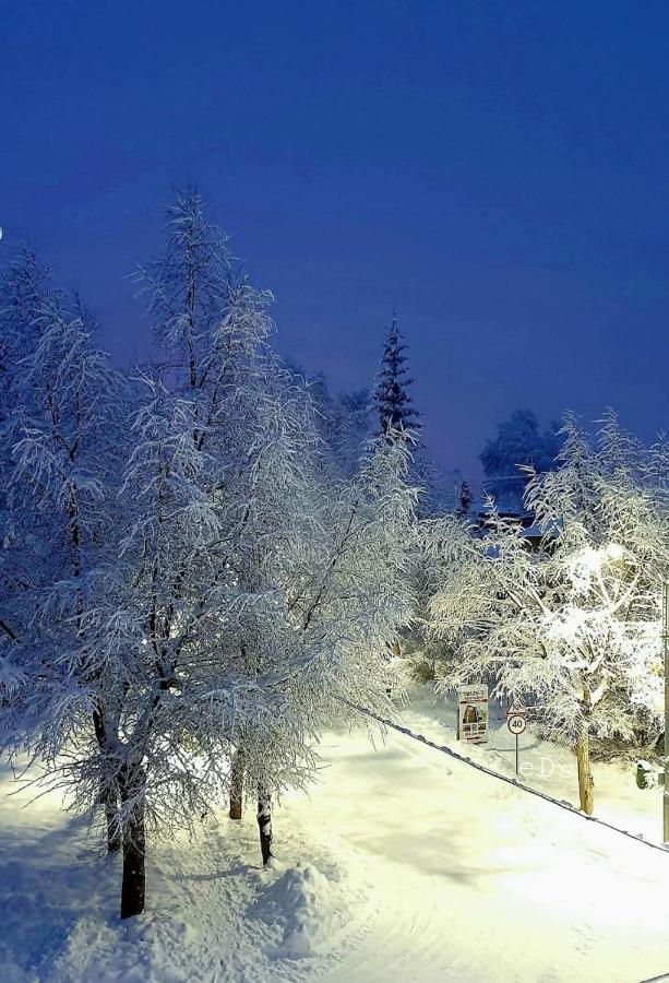 Hasi Hotel Jermuk Esterno foto